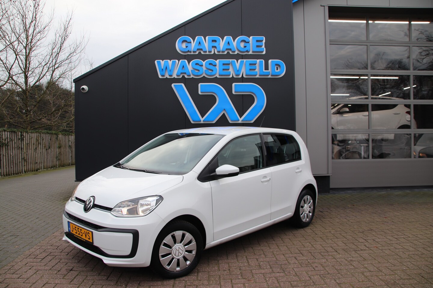 Volkswagen Up! - 1.0 BMT Maps&More/Airco/ALL SEASON/Zuinig - AutoWereld.nl