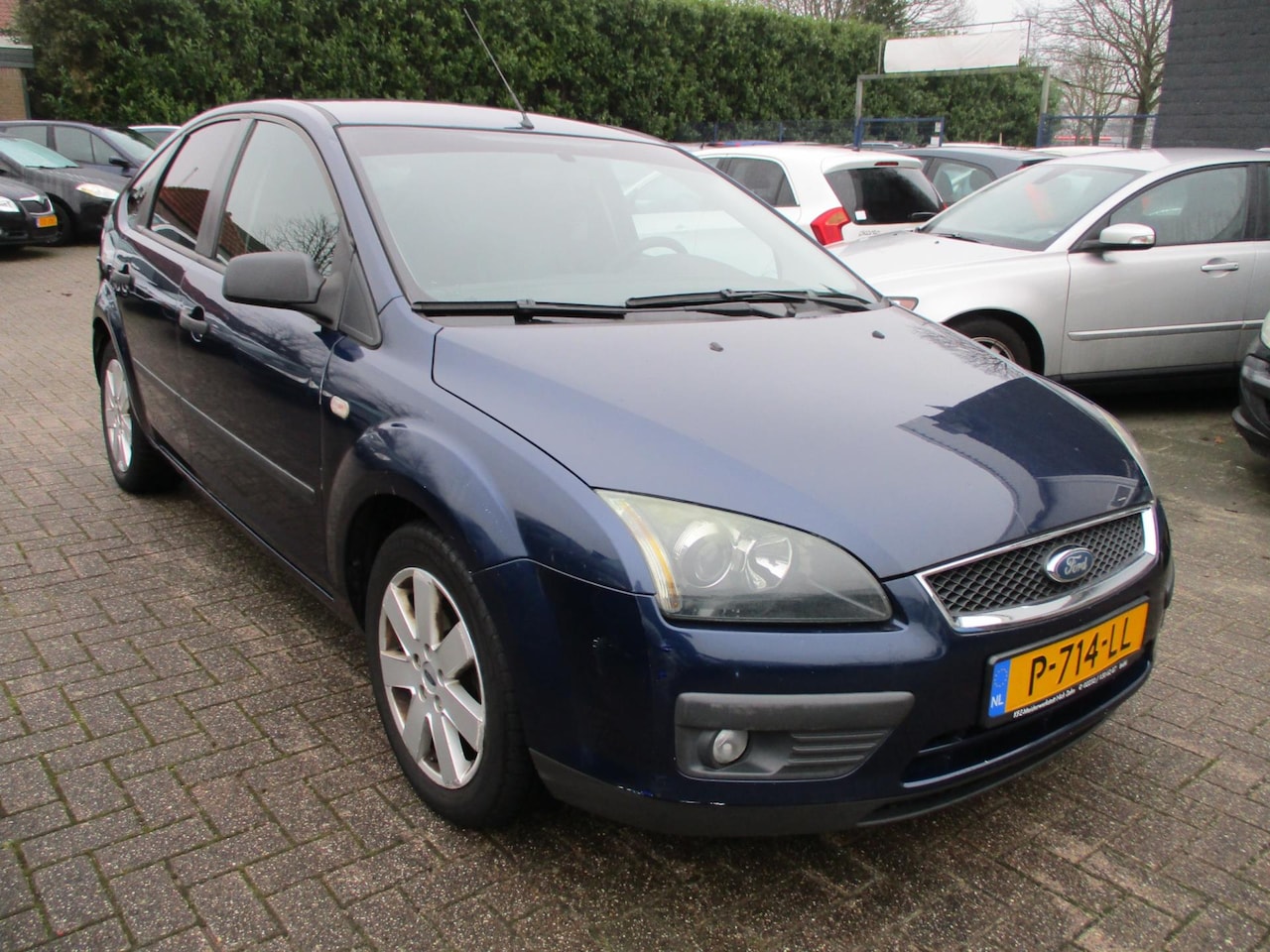 Ford Focus - 1.6-16V Ghia AIRCO! LEER! APK 5-2025! - AutoWereld.nl