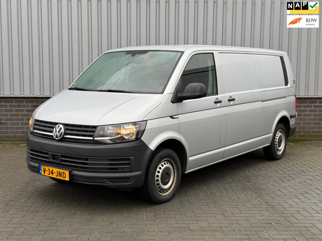 Volkswagen Transporter - 2.0 TDI L1H1 |Navi | LaneAsist. | DubbelDrs | - AutoWereld.nl