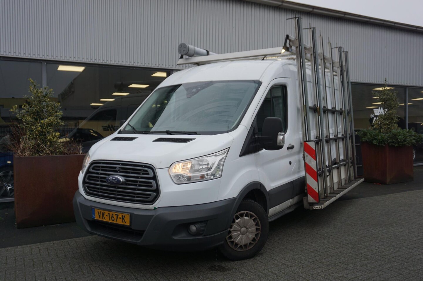 Ford Transit - 290 2.2 TDCI L2H2 Trend |glasresteel uitvoering| - AutoWereld.nl