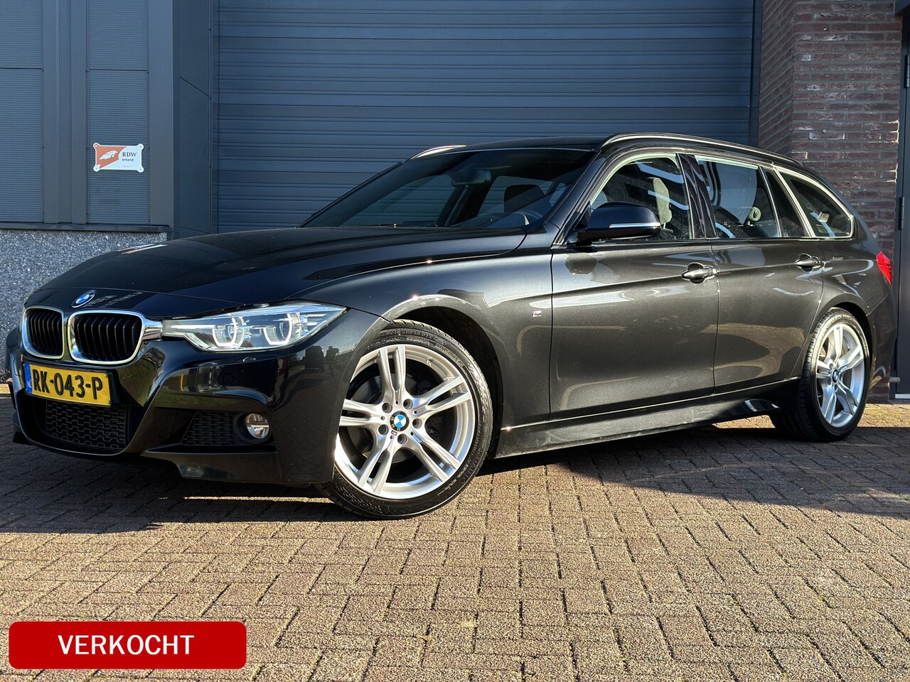 BMW 3-serie Touring - 318i Executive M-SPORTPAKKET | NAVI | LED | CLIMATE | CRUISE | APK 2025! - AutoWereld.nl