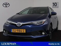 Toyota Auris Touring Sports - 1.8 Hybrid Dynamic Limited | Navigatie | Camera | Cruise Control | LM Velgen |