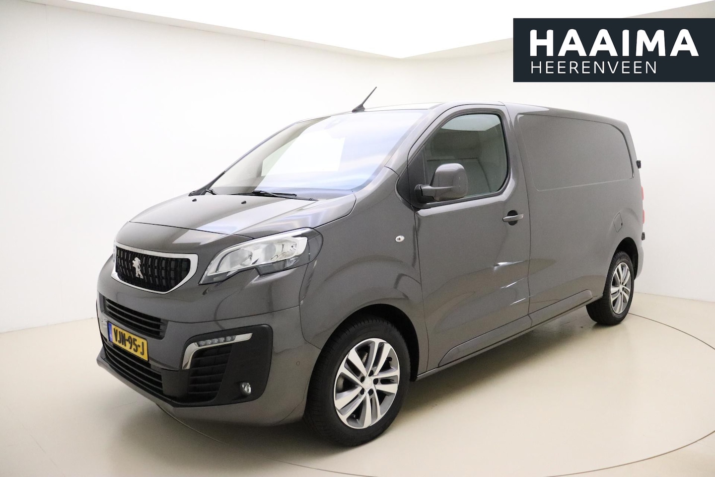 Peugeot Expert - 2.0 BlueHDI 120 Standard Asphalt 120 Pk | Navigatie | Trekhaak | Stand Kachel | Cruise Con - AutoWereld.nl