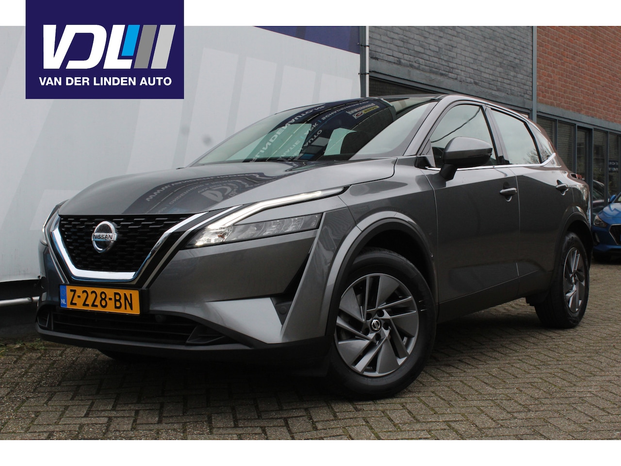 Nissan Qashqai - 1.3 MHEV AUTOMAAT Airco l Adaptive cruise l Dodehoeksensoren l AppleCarPlay/AndroidAuto l - AutoWereld.nl