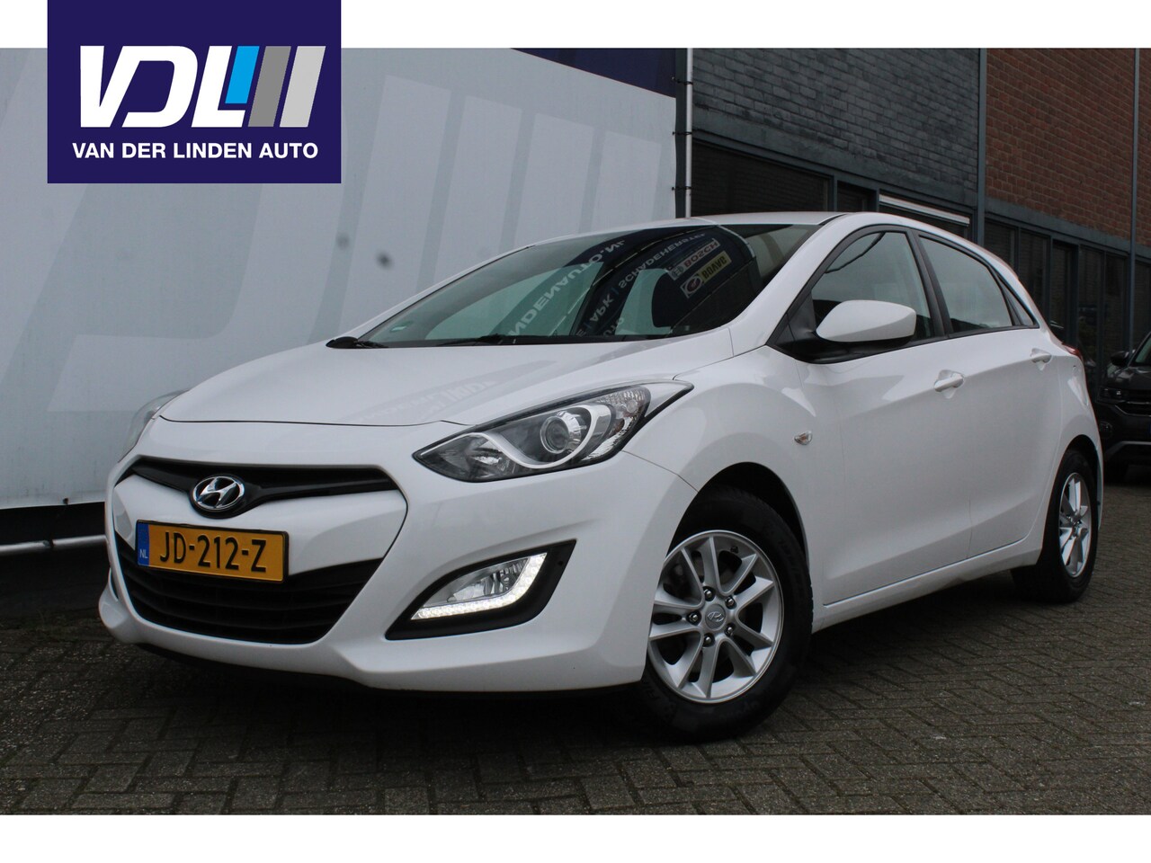 Hyundai i30 - 1.4 Airco l LM Velgen - AutoWereld.nl