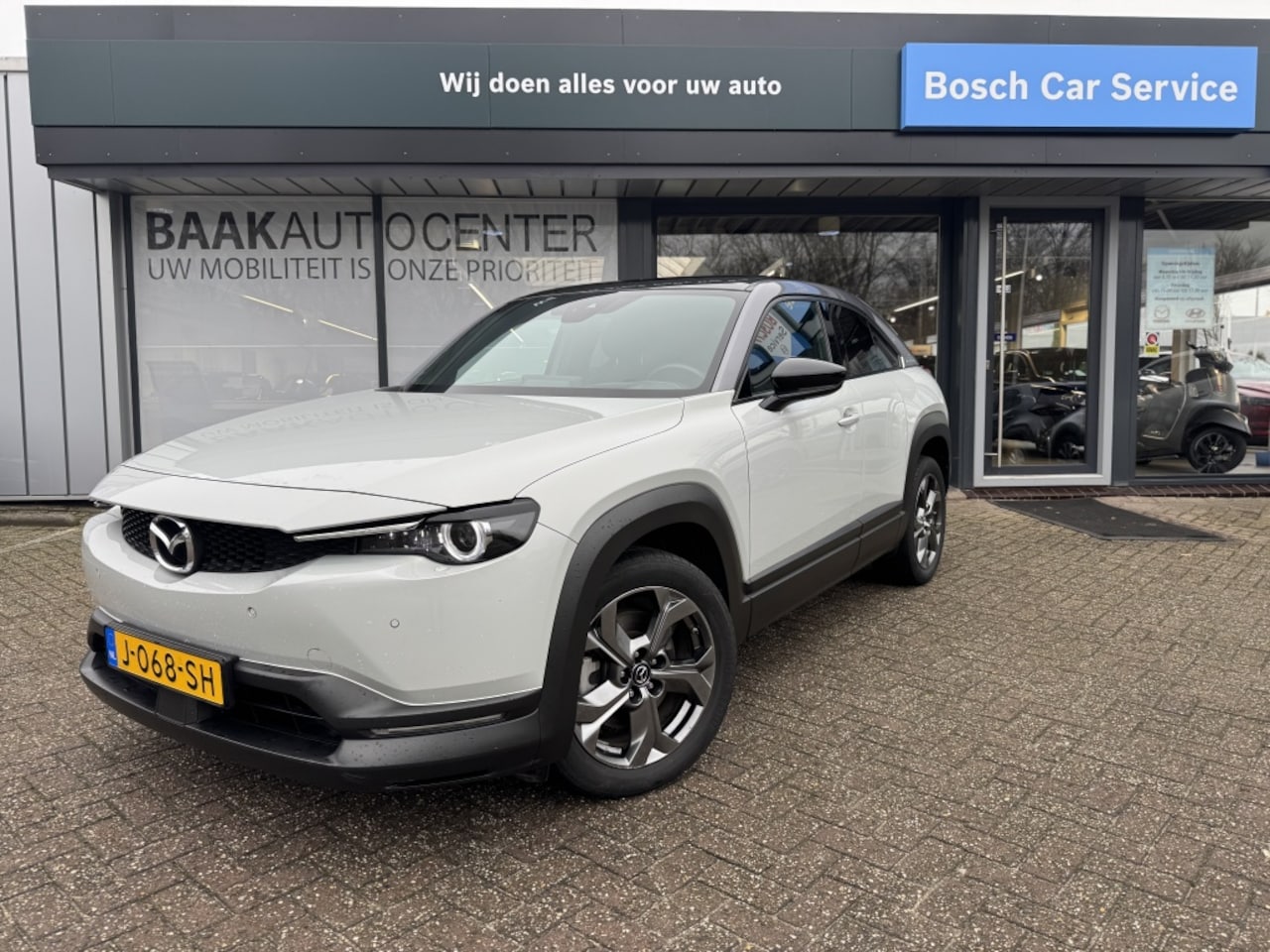 Mazda MX-30 - e-SkyActiv 145 1stEd - AutoWereld.nl