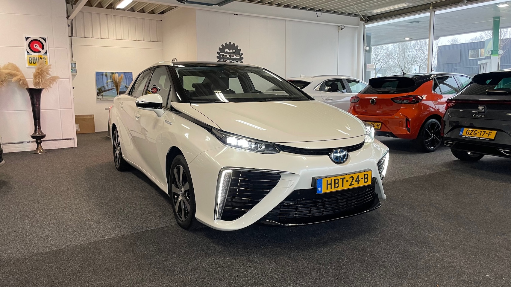 Toyota Mirai - FCV Executive FCV Executive, Nav, Climate, Camera, Cruise, Led enz. - AutoWereld.nl