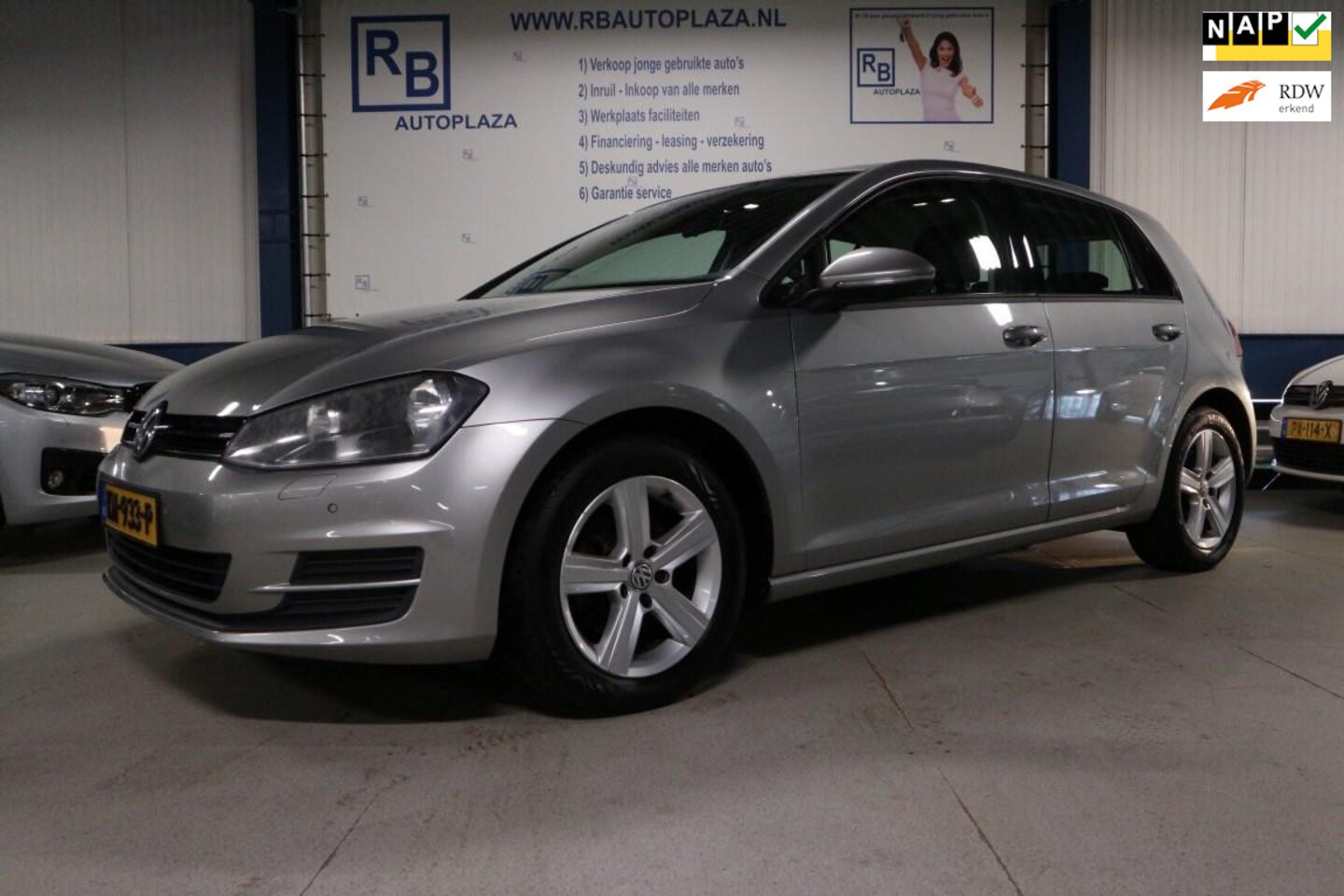 Volkswagen Golf - 1.4 TSI ACT Highline / Stoelverwarming / Clima / Velg ! ! ! - AutoWereld.nl