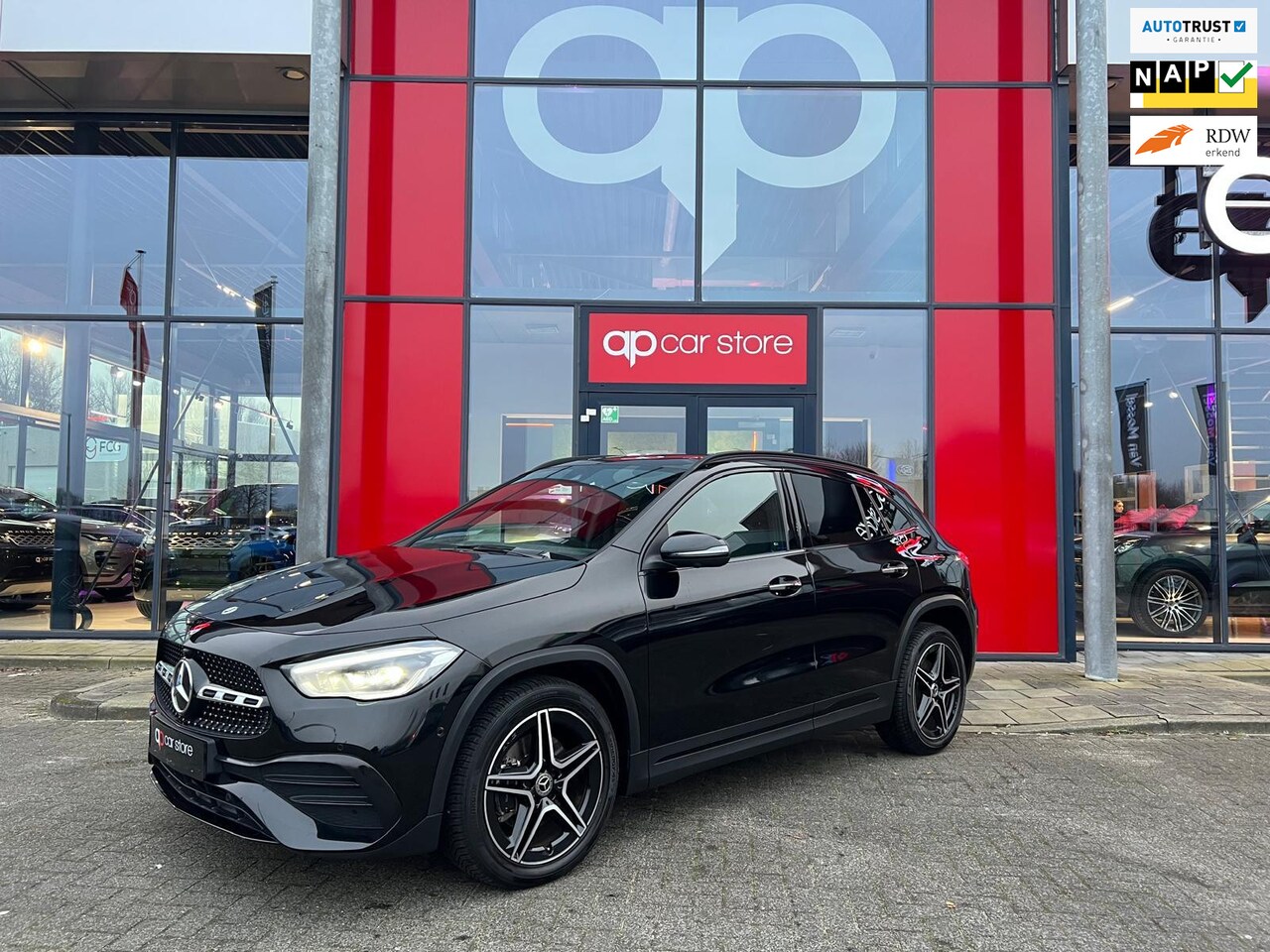 Mercedes-Benz GLA-Klasse - 250 e AMG Line Panorama Night pakket - AutoWereld.nl