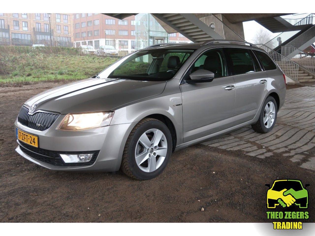 Skoda Octavia Combi - 1.6 TDI Greenl. Business Combi - AutoWereld.nl