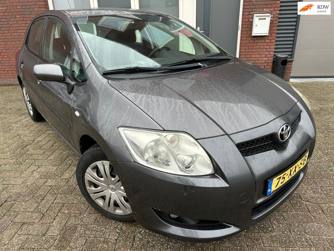 Toyota Auris - 1.6-16V Sol / PDC / Cruise / Clima / 5DRS / AUT - AutoWereld.nl