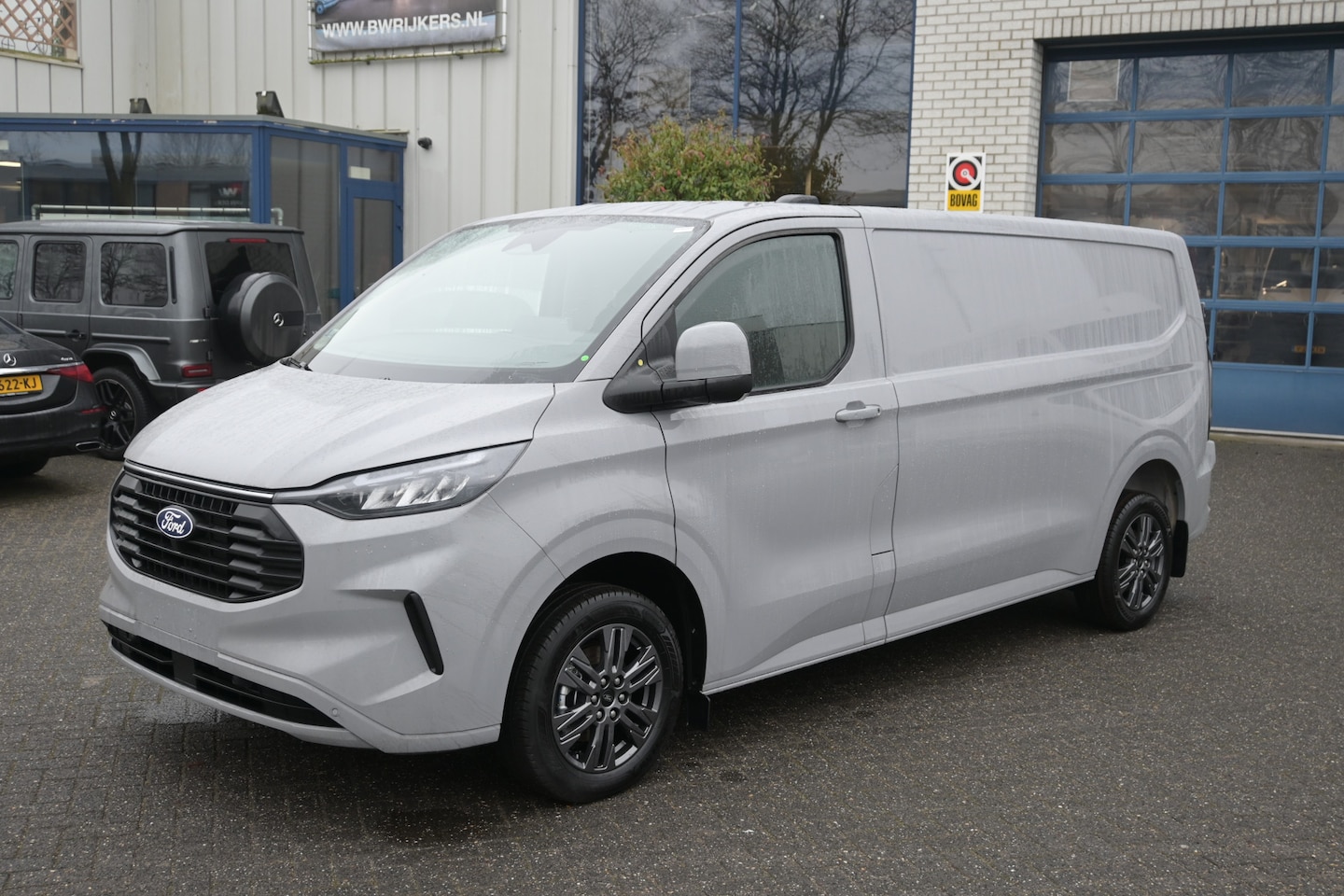 Ford Transit Custom - L2 2.0 TDCI 170 pk Limited Trekhaak 2500 KG, ACC, LED, Navigatie, Camera - AutoWereld.nl