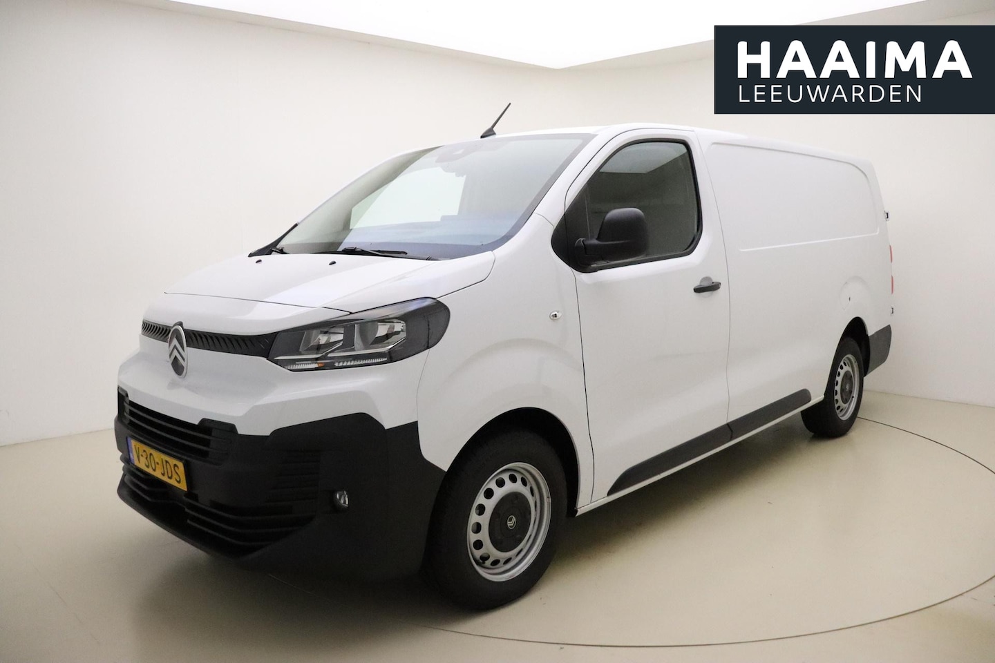 Citroën Jumpy - 2.0 BlueHDI 145 S&S L3 | NIEUW | Houten laadruimte afwerking | Trekhaak | Navigatie | Appl - AutoWereld.nl