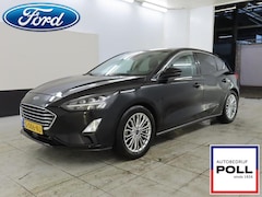 Ford Focus - 125pk EcoB Automaat Titanium Full Options Trekhaak Panoramadak Half Leer B&O Camera Winter