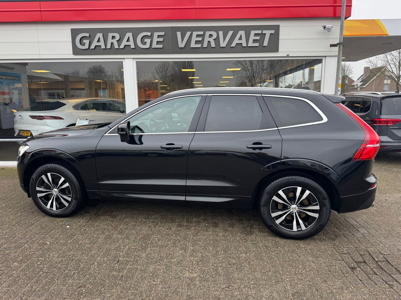 Volvo XC60 - 2.0 T4 Momentum Pro 2.0 T4 Momentum Pro - AutoWereld.nl