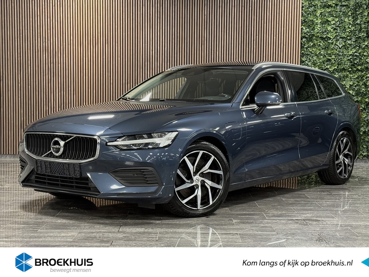 Volvo V60 - T6 AWD Recharge Business Pro | Trekhaak | Schuifdak | 360° Camera | Head-Up Display | Adap - AutoWereld.nl