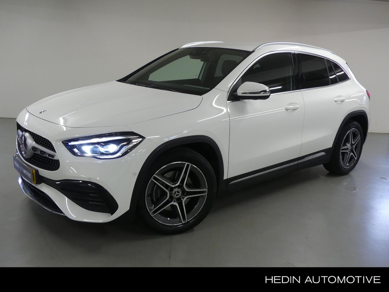 Mercedes-Benz GLA-Klasse - 200 Business Solution AMG | Automaat | Climate Control | Navigatie | Camera | LED | AMG St - AutoWereld.nl