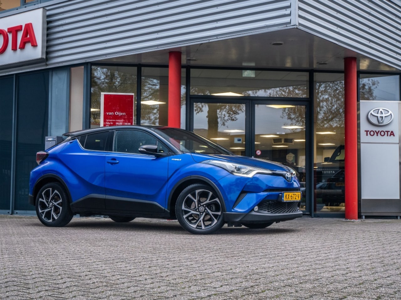 Toyota C-HR - 1.8 Hybrid Bi-Tone P - AutoWereld.nl