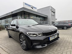 BMW 3-serie - Sport Line 320i Adapt. Cruise | Keyless | Camera | LED |