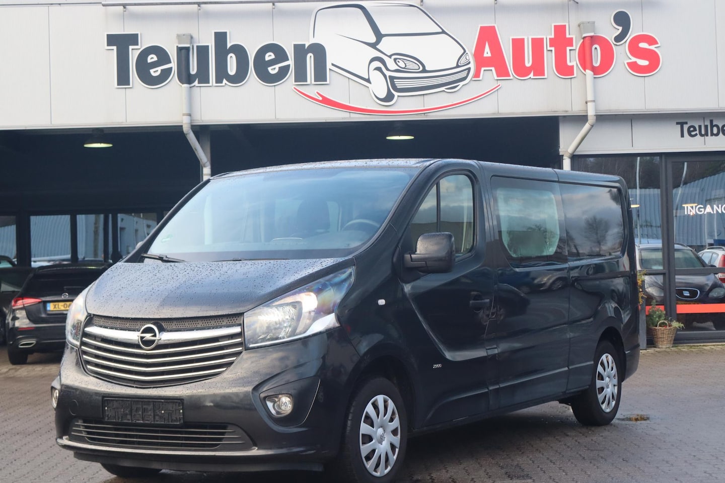 Opel Vivaro - 1.6 CDTI L2H1 DC Edition EcoFlex Airco, Navigatie, Trekhaak, Dubbel cabine, Cruise control - AutoWereld.nl