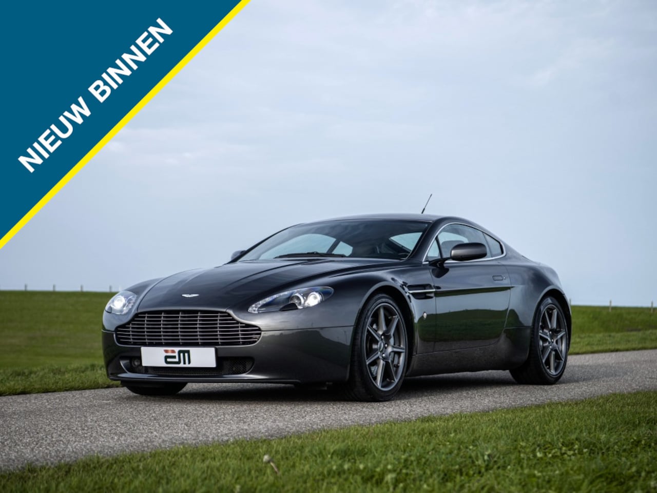 Aston Martin V8 Vantage - 4.3 V8 Dealer oh. Youngtimer - AutoWereld.nl