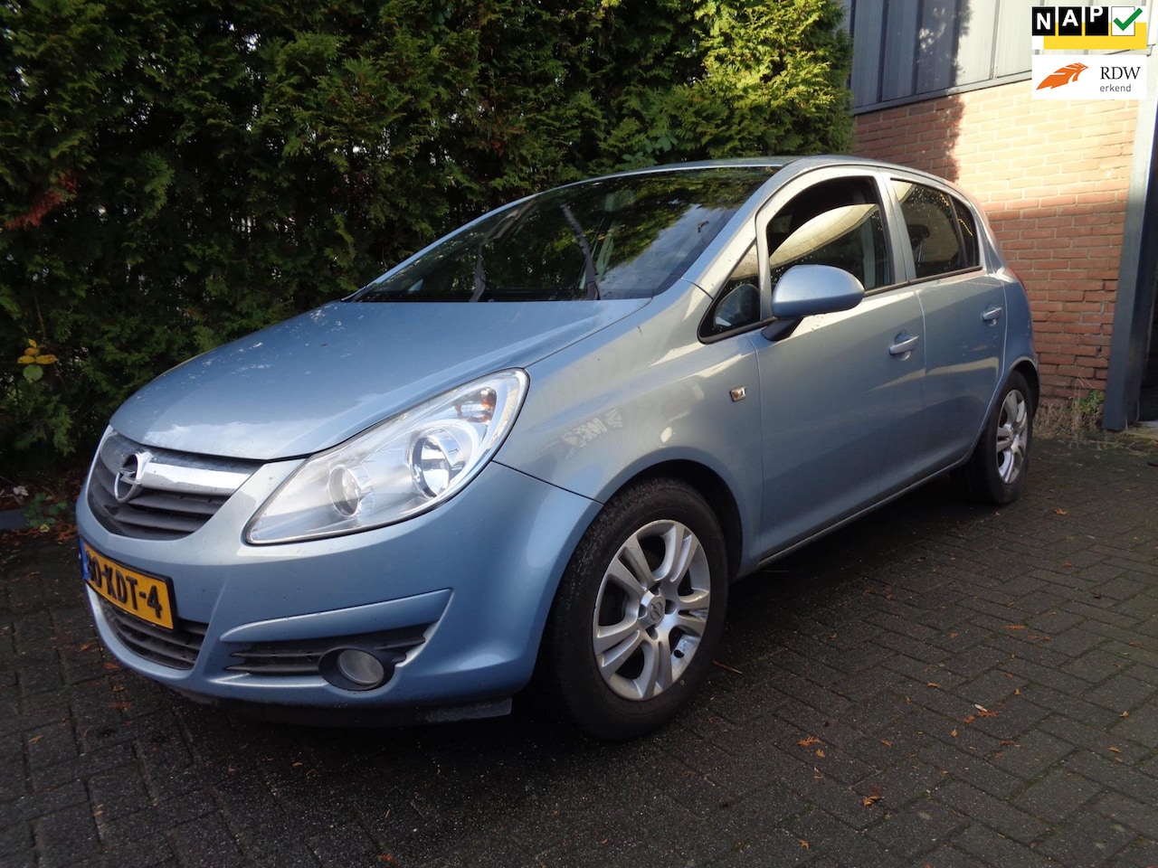 Opel Corsa - 1.2-16V Enjoy 1.2-16V Enjoy,Airco,Cruise control,Koppakking defect!! - AutoWereld.nl