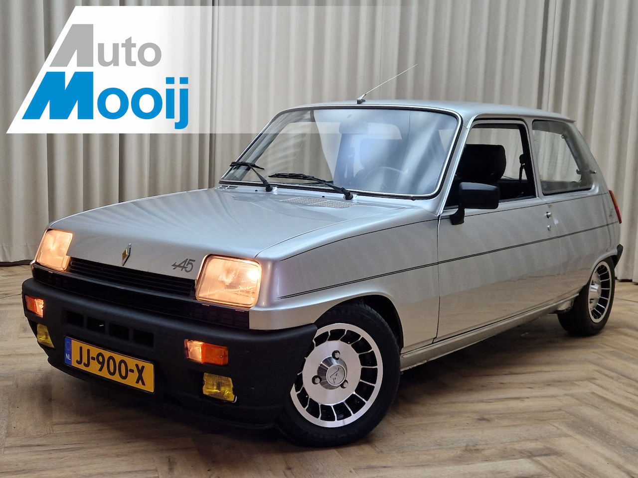 Renault 5 - R5 Alpine Tribute / 5-Bak / LMV / 1984 / Verlaagd / Le Car / Oldskool Racer - AutoWereld.nl