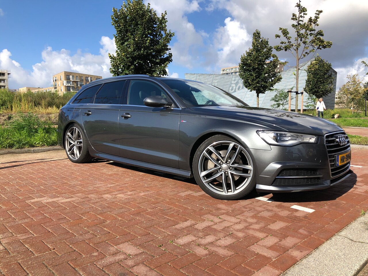 Audi A6 Avant - 2.0 TFSI Sport Edition A6+2.0+TFSI+Sport+252pk+Edition+Carplay+AchtCam - AutoWereld.nl