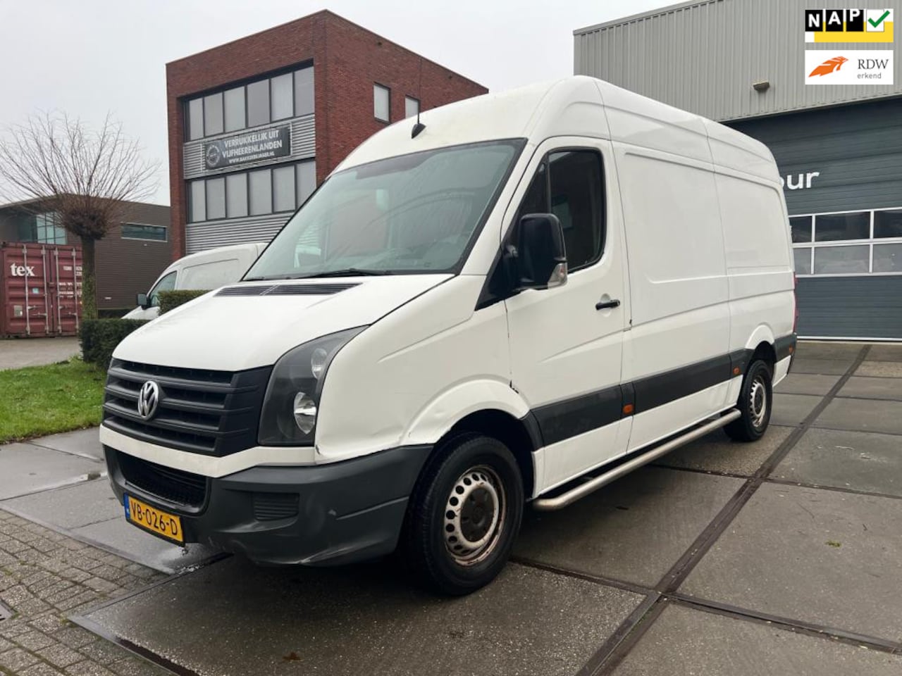 Volkswagen Crafter - 46 2.0 TDI L2H1 6 bak - AutoWereld.nl