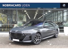 BMW i7 - eDrive50 High Executive M Sport / Panoramadak Sky Lounge / Massagefunctie / Parking Assist