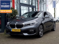 BMW 1-serie - 118i Executive Edition | Navigatie | ECC | PDC | Sportstoelen | Cruise Control 1-serie 118