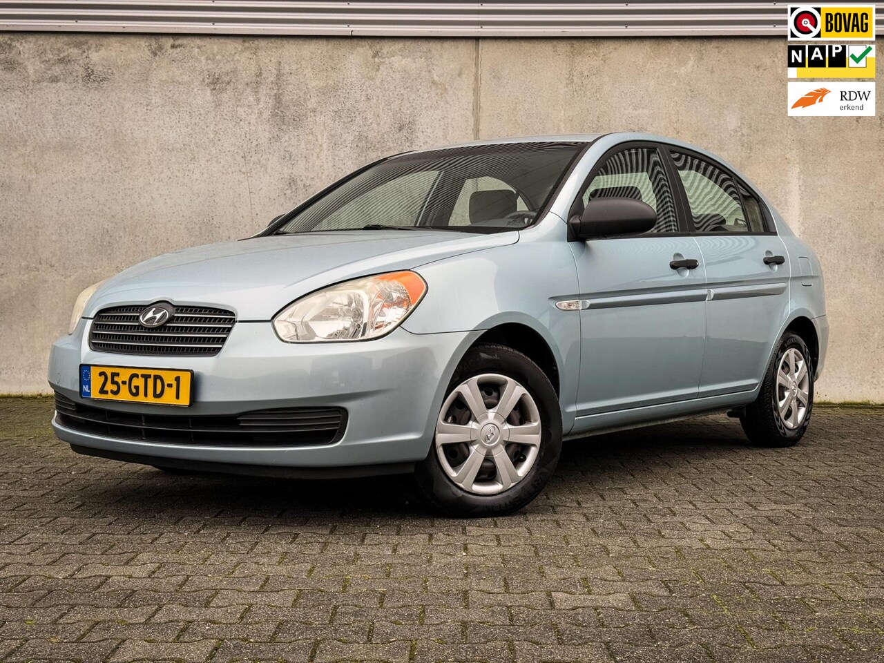 Hyundai Accent - 1.4i Dynamic | Sedan | Airco | Org. Nederlands | - AutoWereld.nl