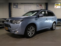 Mitsubishi Outlander - 2.0 PHEV Instyle+