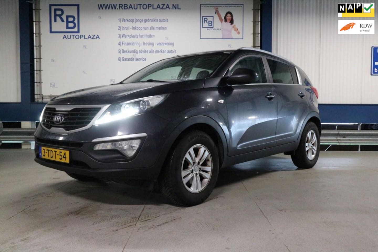 Kia Sportage - 1.6 GDI Vibe / NAP / LEUKE AUTO ! ! ! - AutoWereld.nl