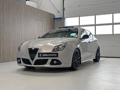 Alfa Romeo Giulietta - 1.7 TBi Quadrifoglio Verde - SCHAALSTOELEN - PARELMOER - 19'' Ti Velgen