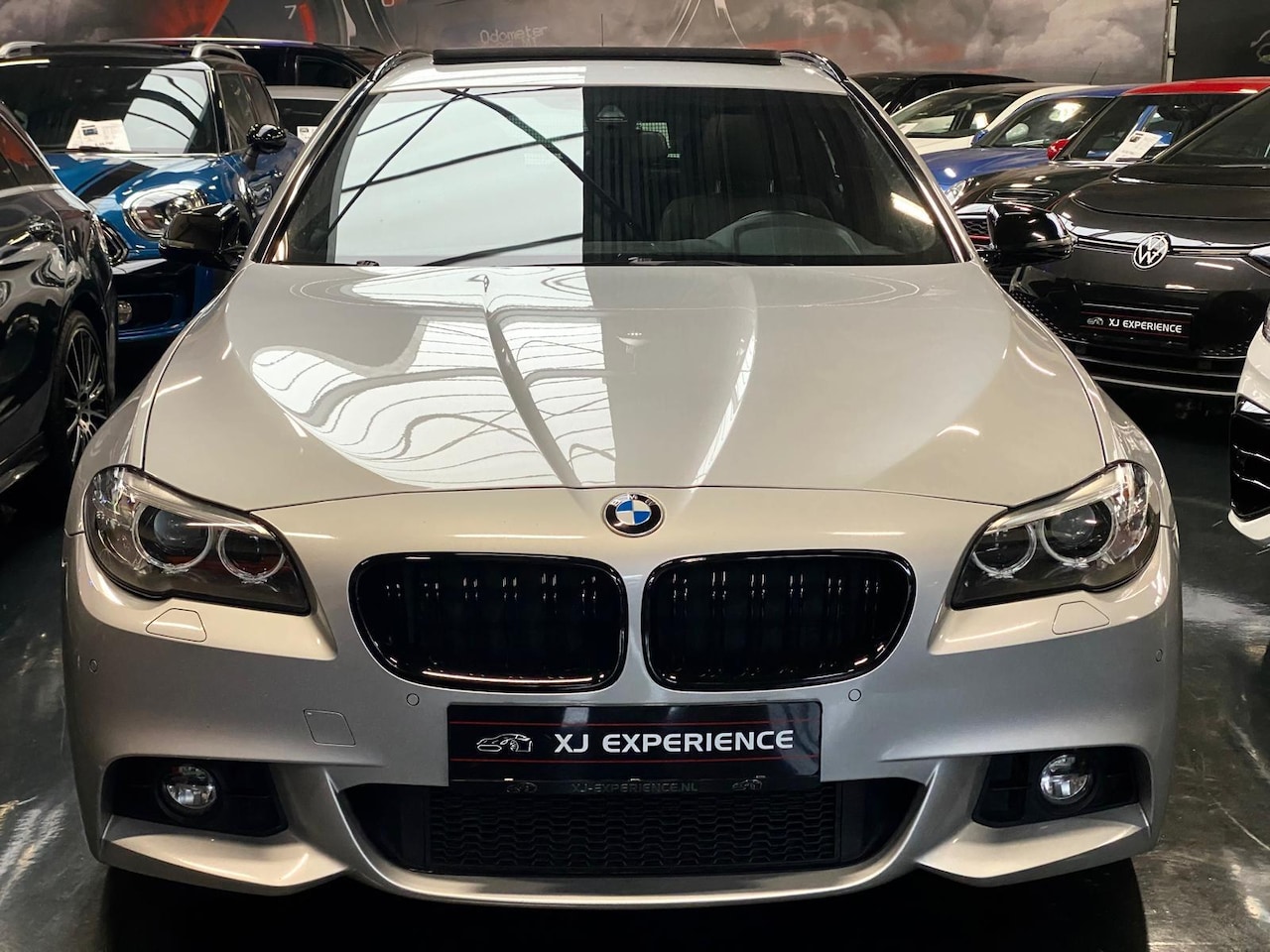 BMW 5-serie Touring - 525d M-Sport High Executive PANO 248 PK - AutoWereld.nl