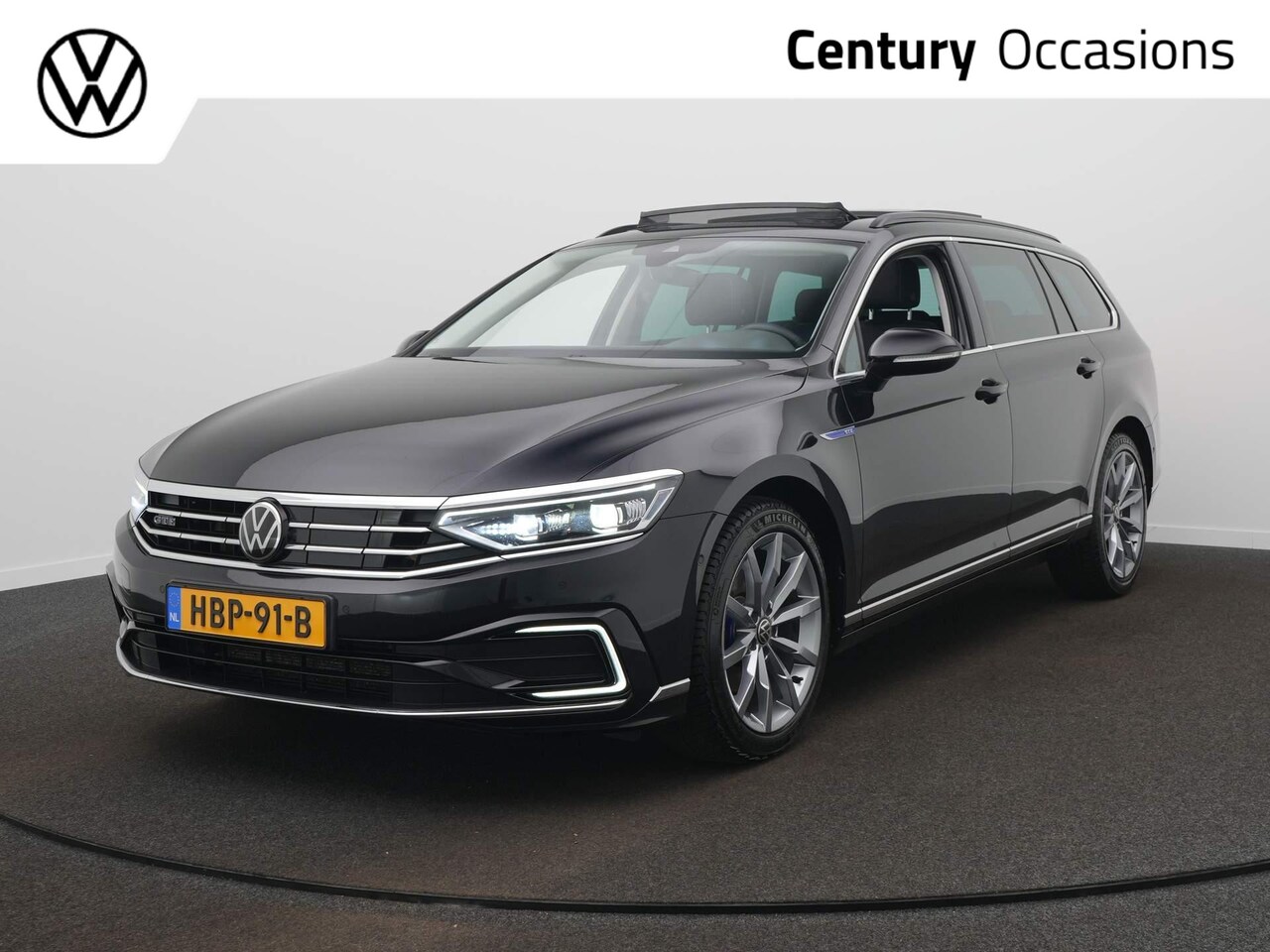 Volkswagen Passat Variant - 1.4 TSI PHEV GTE Business Standkachel / Trekhaak / Panoramadak - AutoWereld.nl