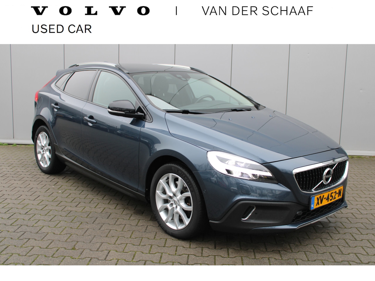 Volvo V40 Cross Country - T3 Automaat Polar+ Luxury | Trekhaak | Standkachel | Leer | El. Bestuurdersstoel - AutoWereld.nl