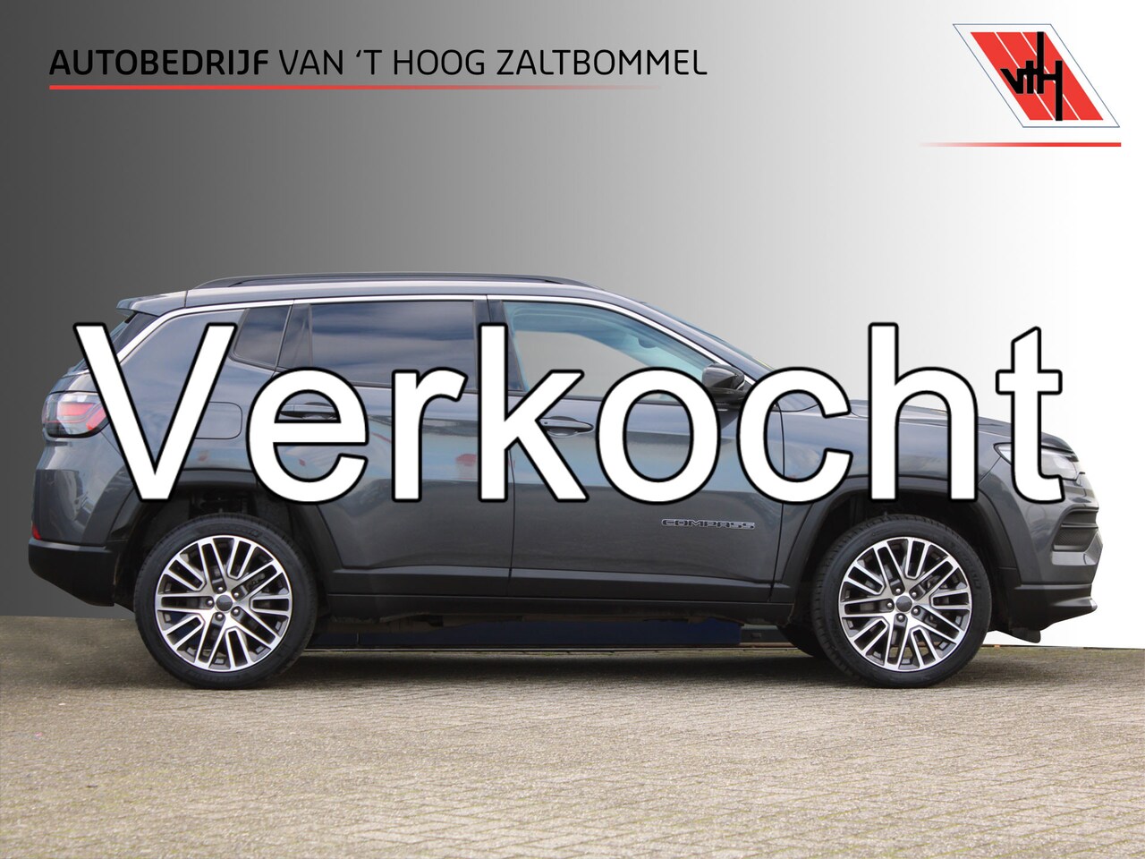 Jeep Compass - 4xe 190 Plug-in Hybrid Electric Night Eagle PANORAMADAK ACC CAMERA 19'' - AutoWereld.nl