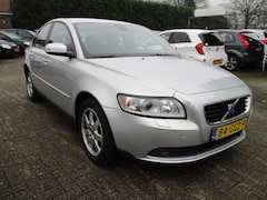 Volvo S40 - 1.8 Edition I AIRCO LEER CRUISE