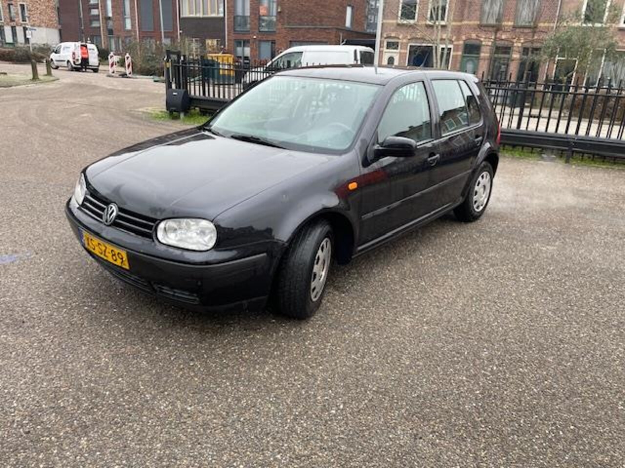 Volkswagen Golf - 1.6! AUTOMAAT! Airco! 233 DKM NAP! 5 Deurs! - AutoWereld.nl