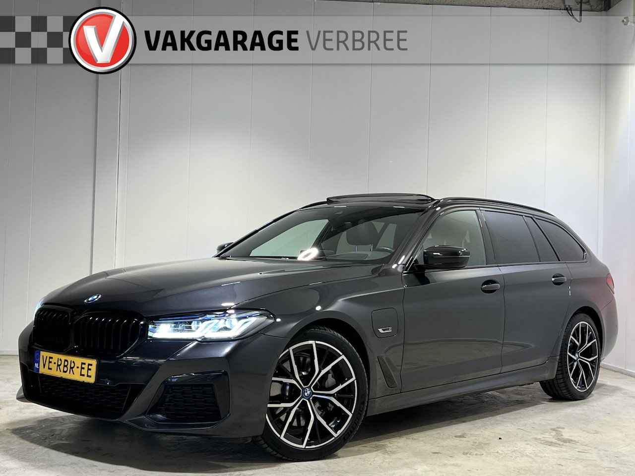 BMW 5-serie Touring - 530e M Sport Edition | Navigatie/Android/Apple Carplay | LM Velgen 19" | Voorstoelen Verwa - AutoWereld.nl