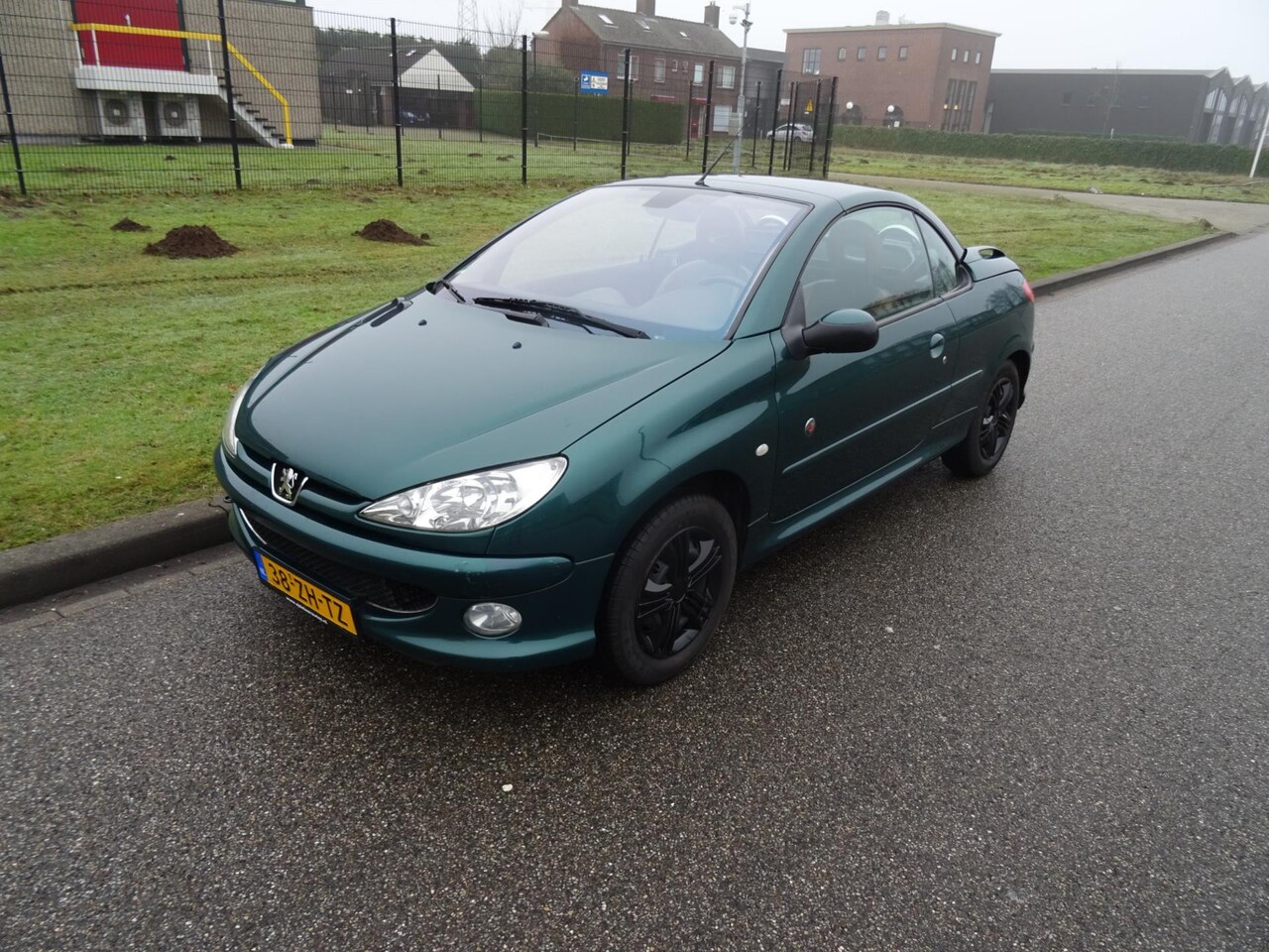 Peugeot 206 CC - 1.6-16V 1.6-16V - AutoWereld.nl