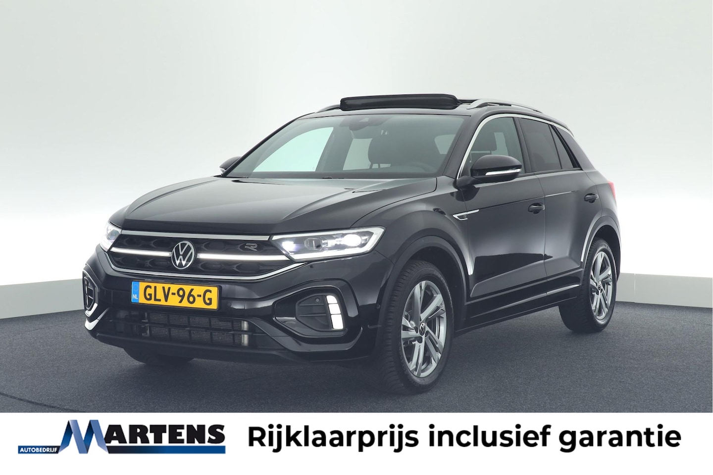 Volkswagen T-Roc - 1.5 TSI 150pk DSG R-Line Business+ Trekhaak Camera Stoelverwarming Keyless Navigatie - AutoWereld.nl