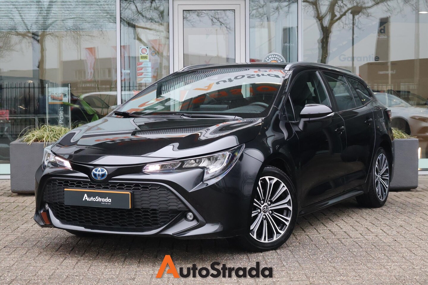 Toyota Corolla Touring Sports - 1.8 Hybrid Dynamic 122pk CVT | Carplay | LED | Camera | Cruise | Navi - AutoWereld.nl