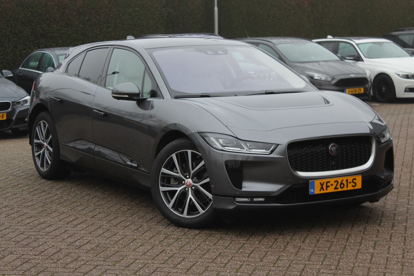 Jaguar I-PACE - EV400 First Edition 90 kWh / Full option / Panoramadak / 360Camera / Head-up / Luchtvering - AutoWereld.nl