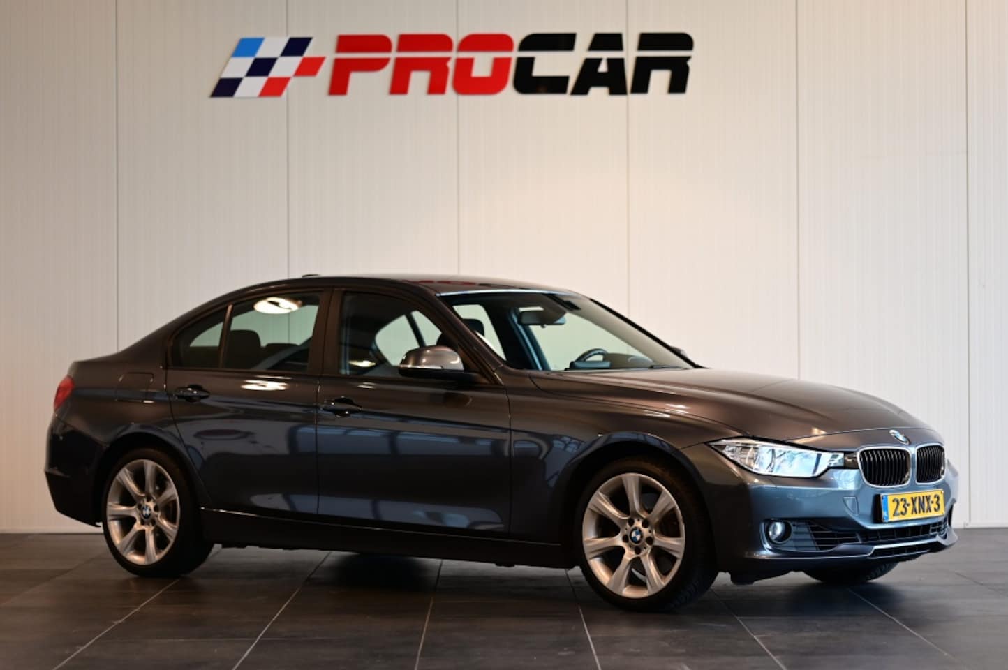 BMW 3-serie - 328i High Executive 328i High Executive, 1e eigenaar, BTW auto! - AutoWereld.nl