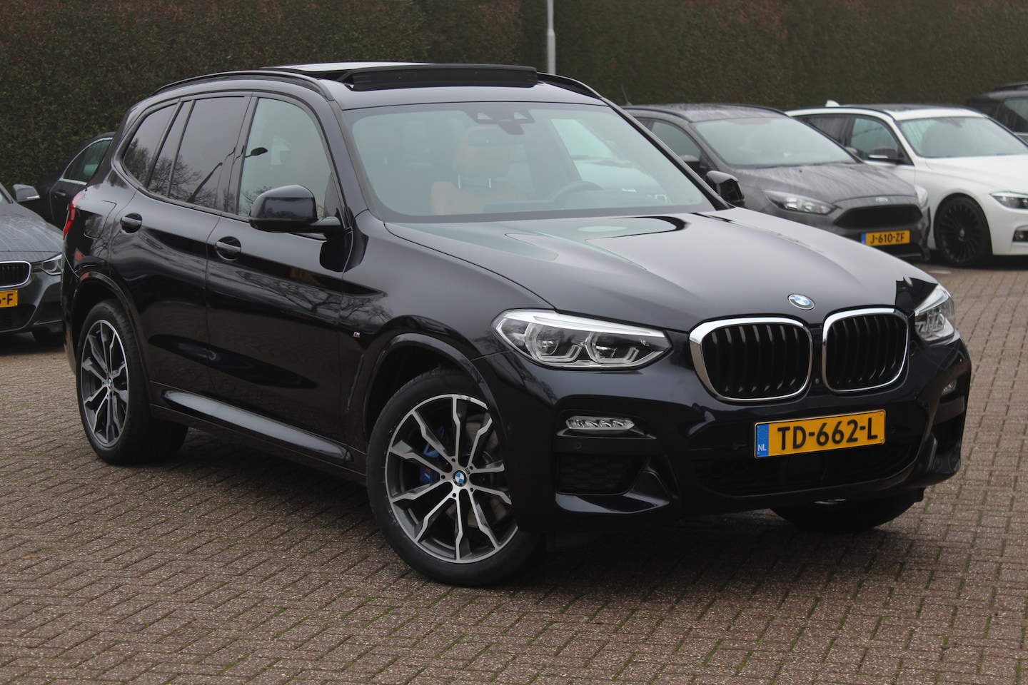 BMW X3 - xDrive30i High Exe. M Sport / Trekhaak / Panoramadak / 360Camera / Head-up / Keyless / 20' - AutoWereld.nl