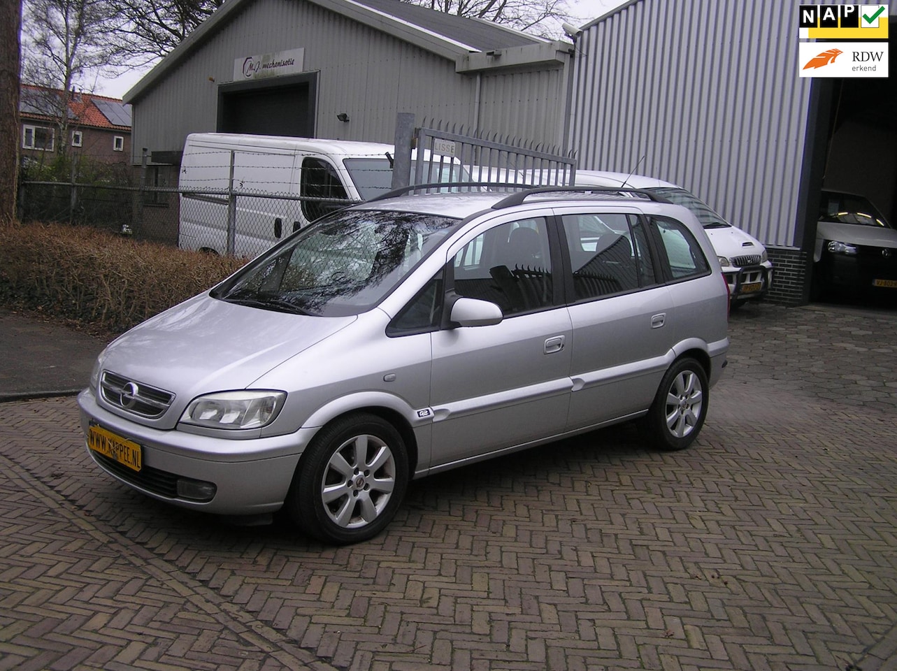 Opel Zafira - 2.2-16V Maxx nap airco automaat nieuwe apk - AutoWereld.nl