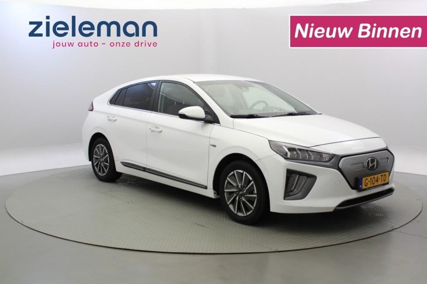 Hyundai IONIQ - Comfort EV 38 kWh - Carplay, Camera - AutoWereld.nl